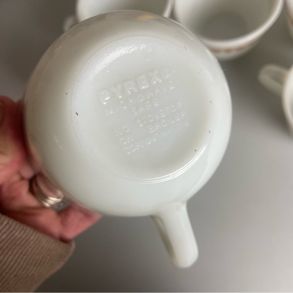 Vintage Corelle Pyrex Butterfly Gold White Glass Coffee Cups Mugs Set Of 6 USA - Picture 7 of 7